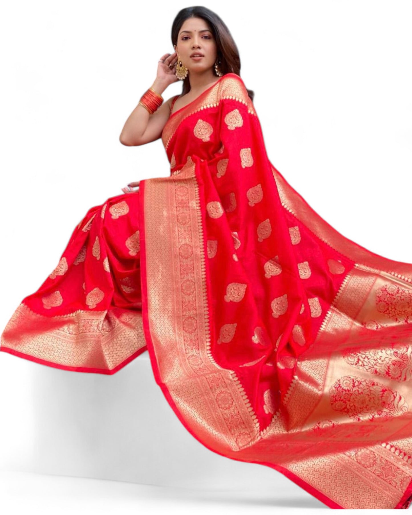 Beautiful soft lichi silk rich pallu jacquard work wedding saree