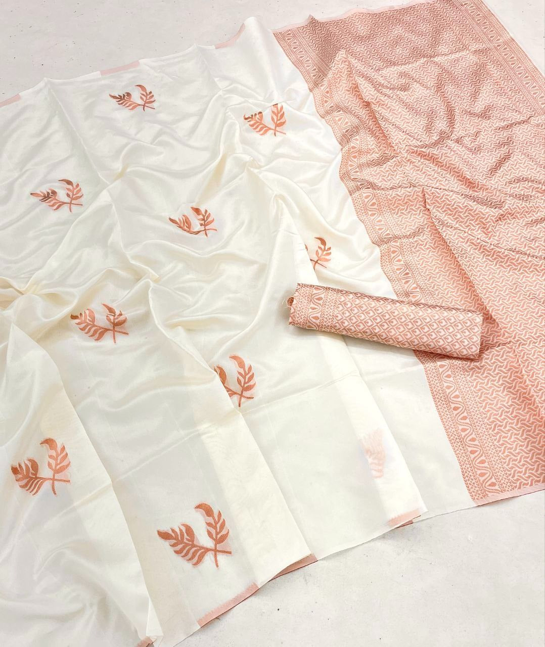White banarasi silk jacquard work saree