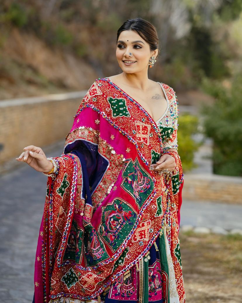 White cotton printed navratri gujarati garba mirror work lehenga chaniya choli