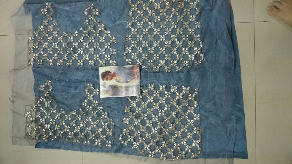 anushka grey saree