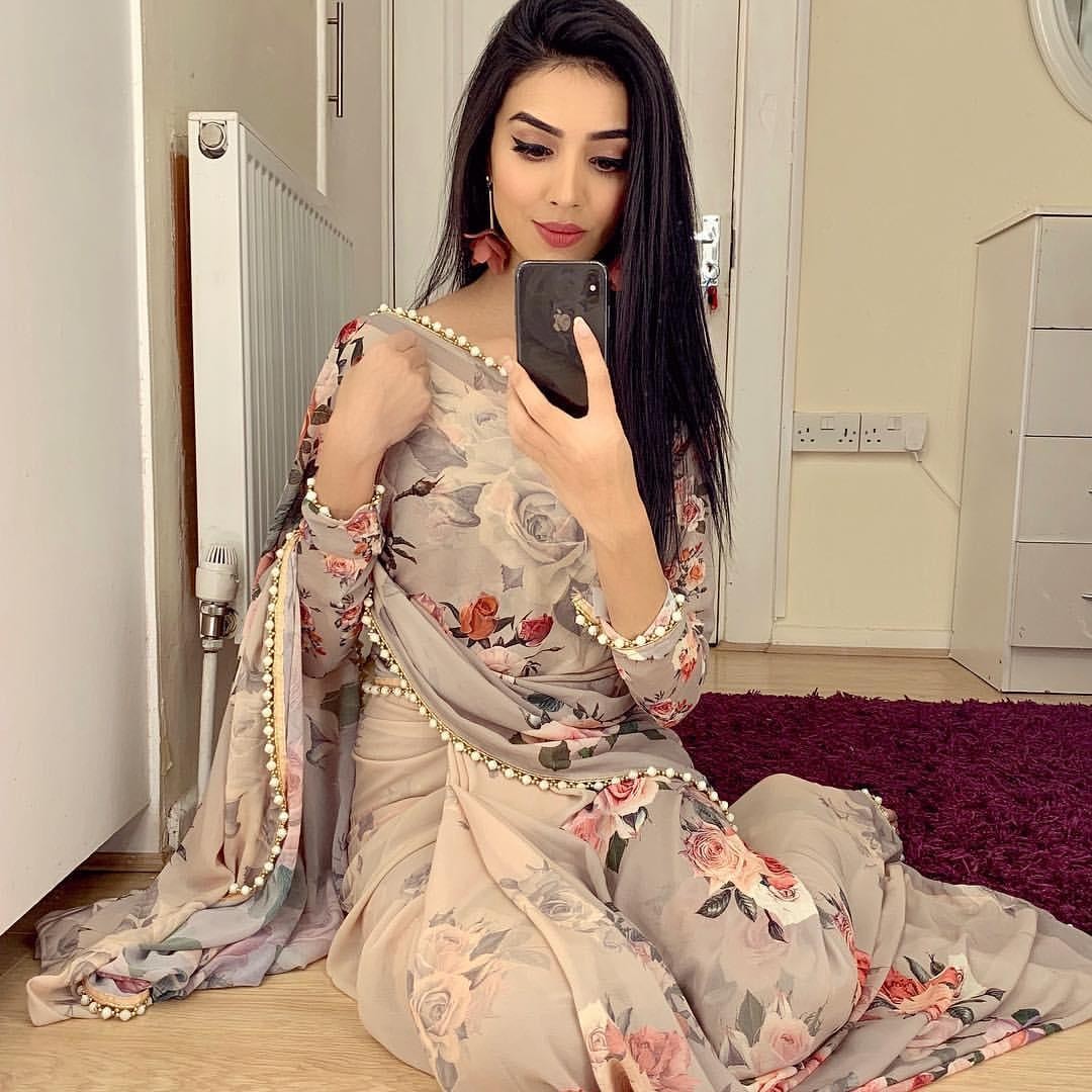 Beautiful pure digital 3d printed georgette designer saree with moti lace
