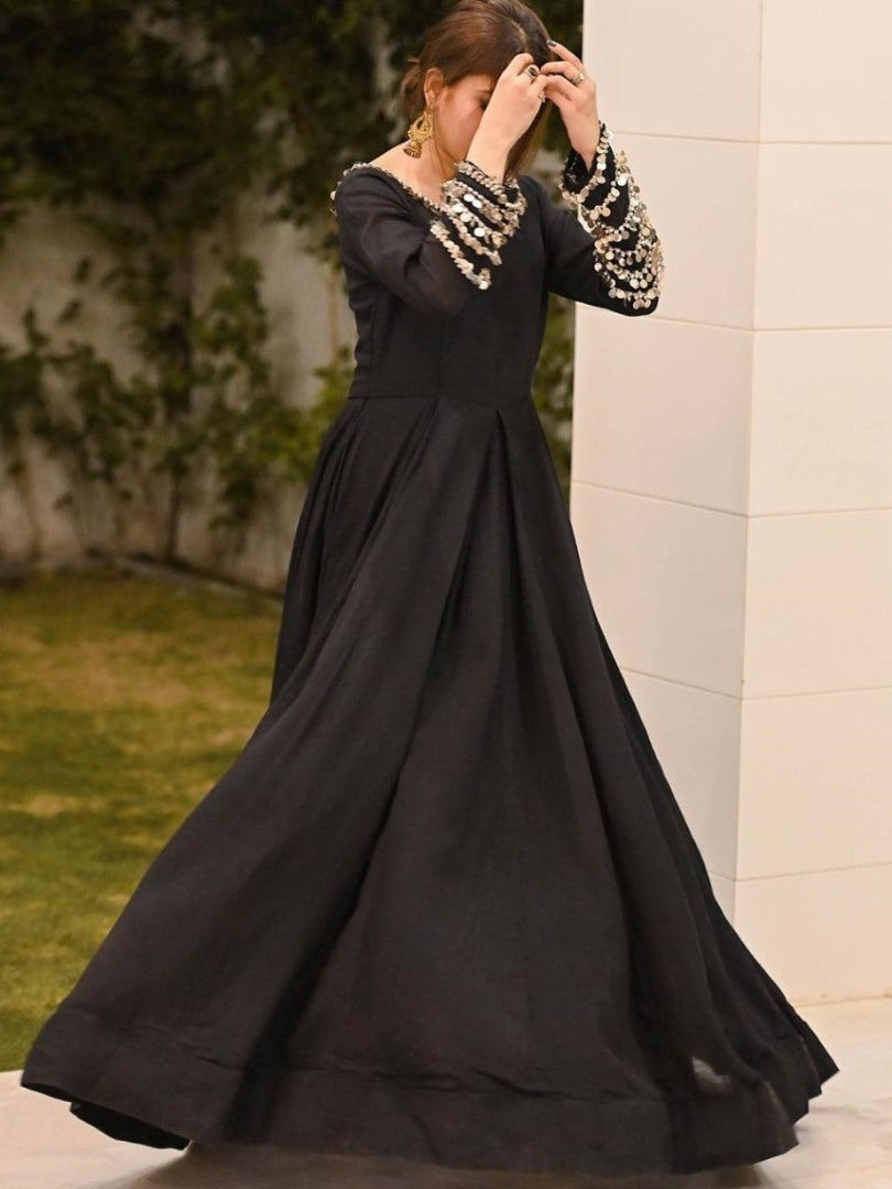Black georgette partywear gown
