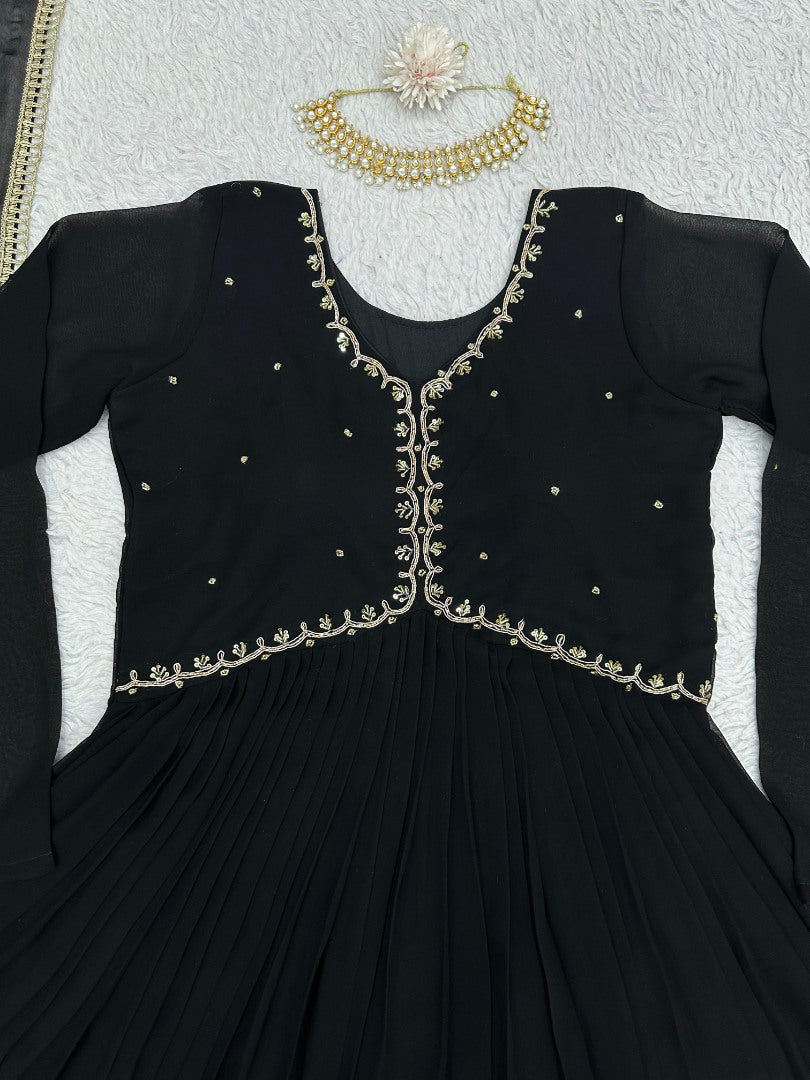 Black handwork alia cut suit