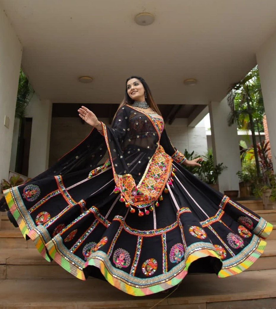 Black print and mirror work gujarati garba navratri ghagra lehenga chaniya choli