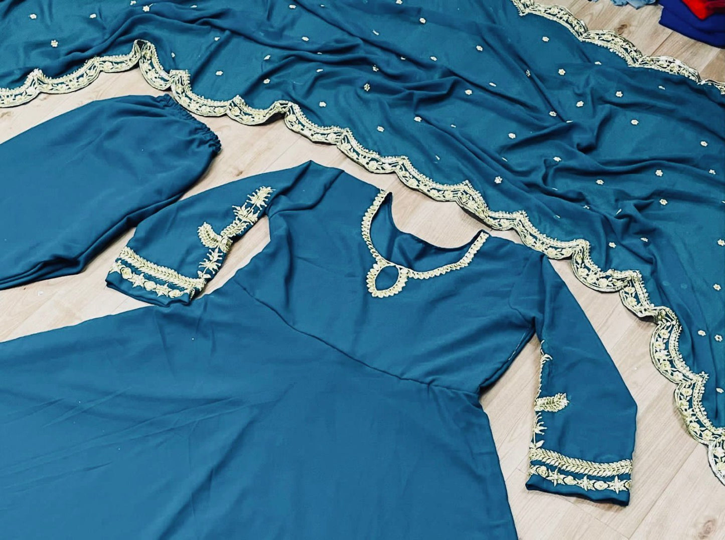 Dark rama georgette thread and sequence work anarkali suit