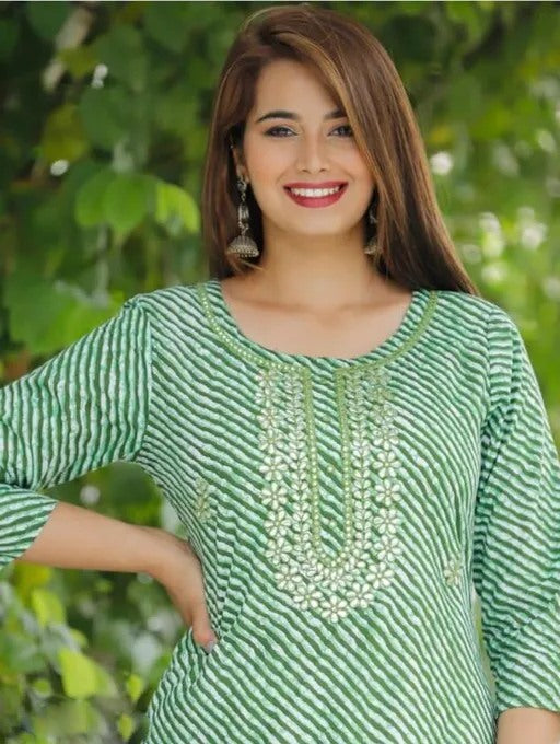 Green cotton lehariya printed straight kurti