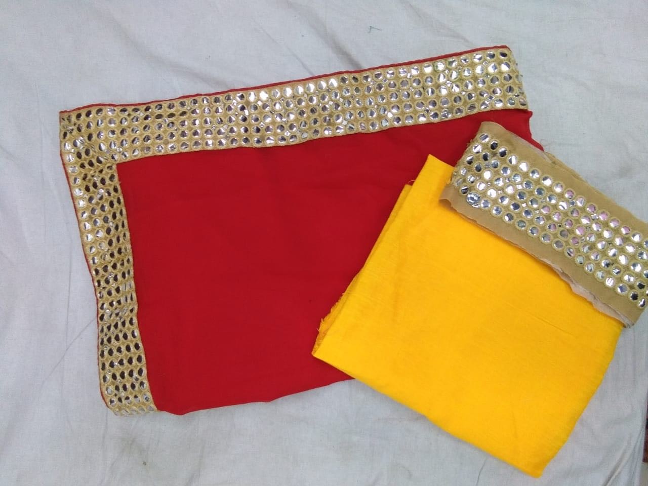 red georgette foil mirror and thread work less partywear saree