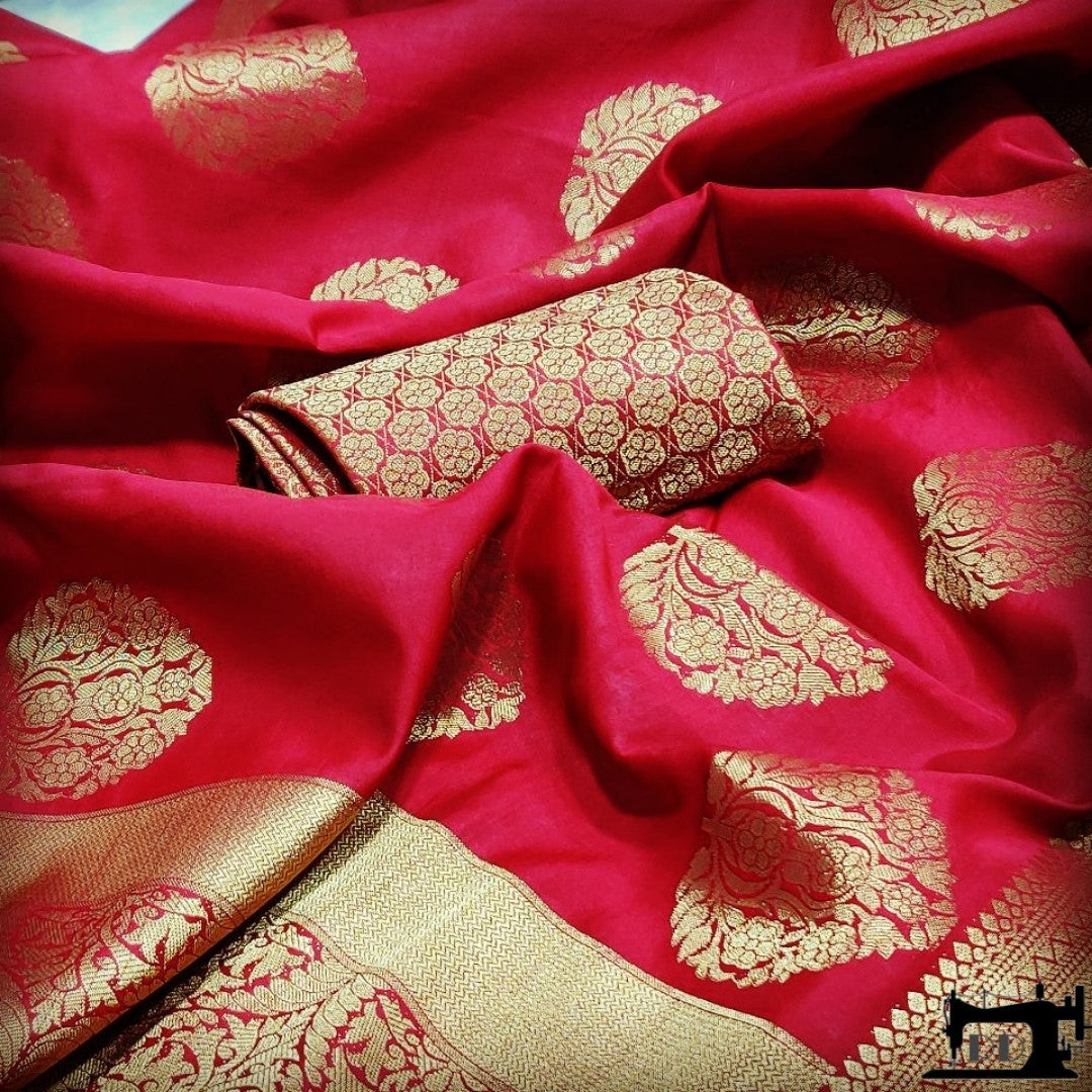 red heavy banarasi silk bollywood wedding saree