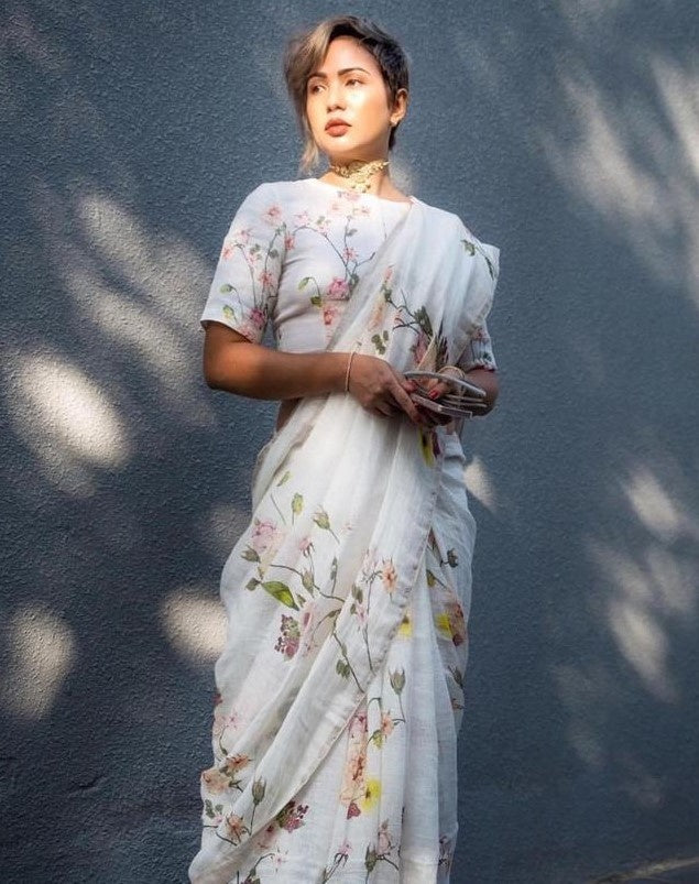 White linen printed saree