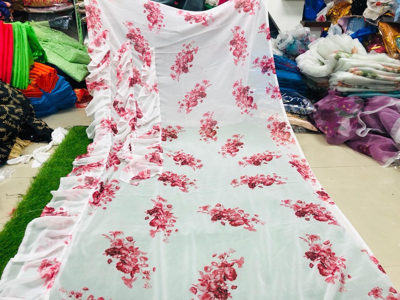 white pure georgette floral printed regular wear saree