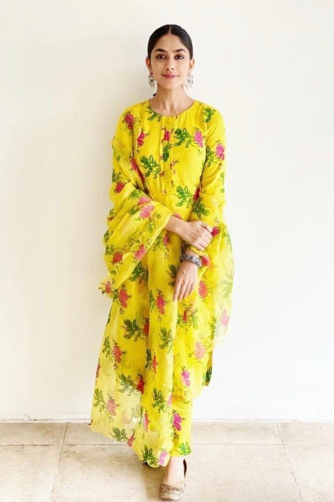 Yellow georgette floral printed plazzo suit