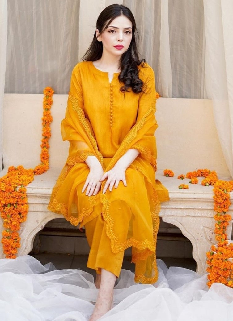 Yellow maska cotton plain pant suit