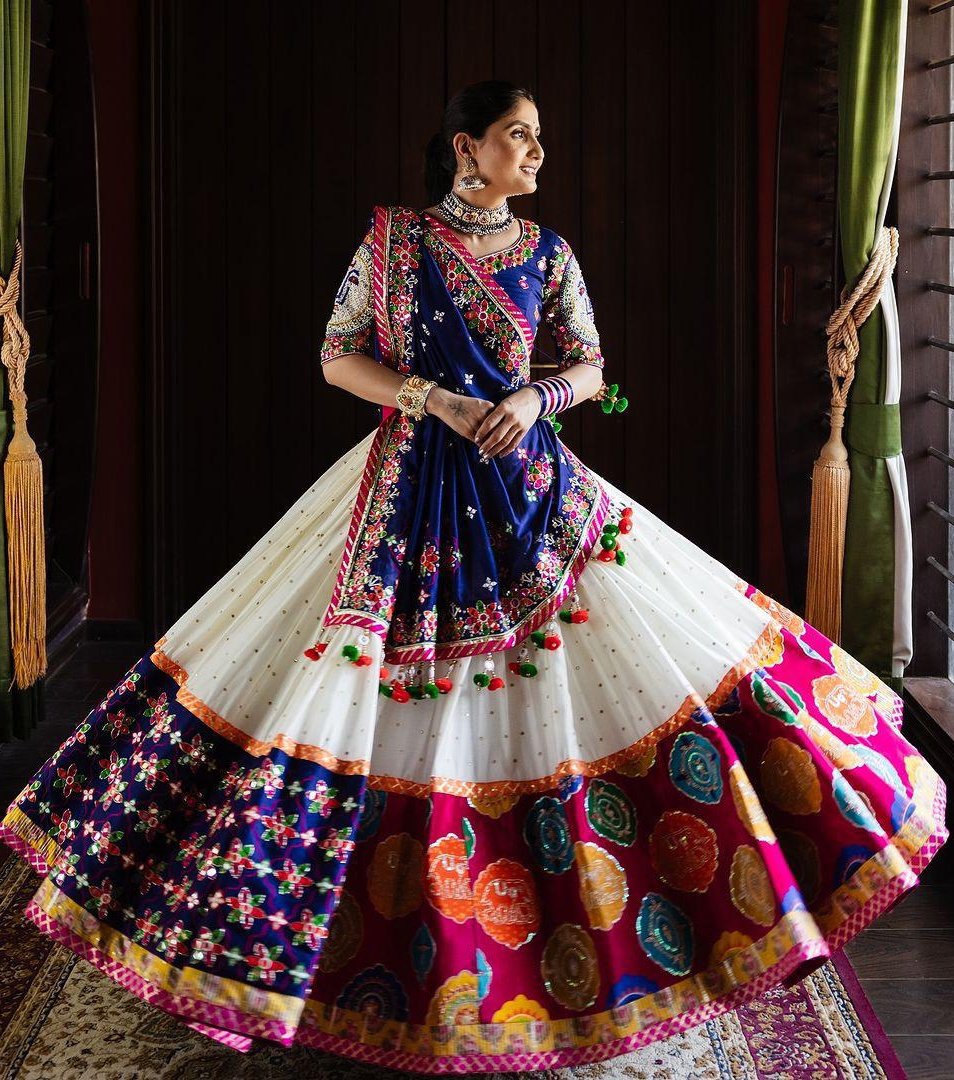 White georgette embroidered navratri lehenga chaniya choli