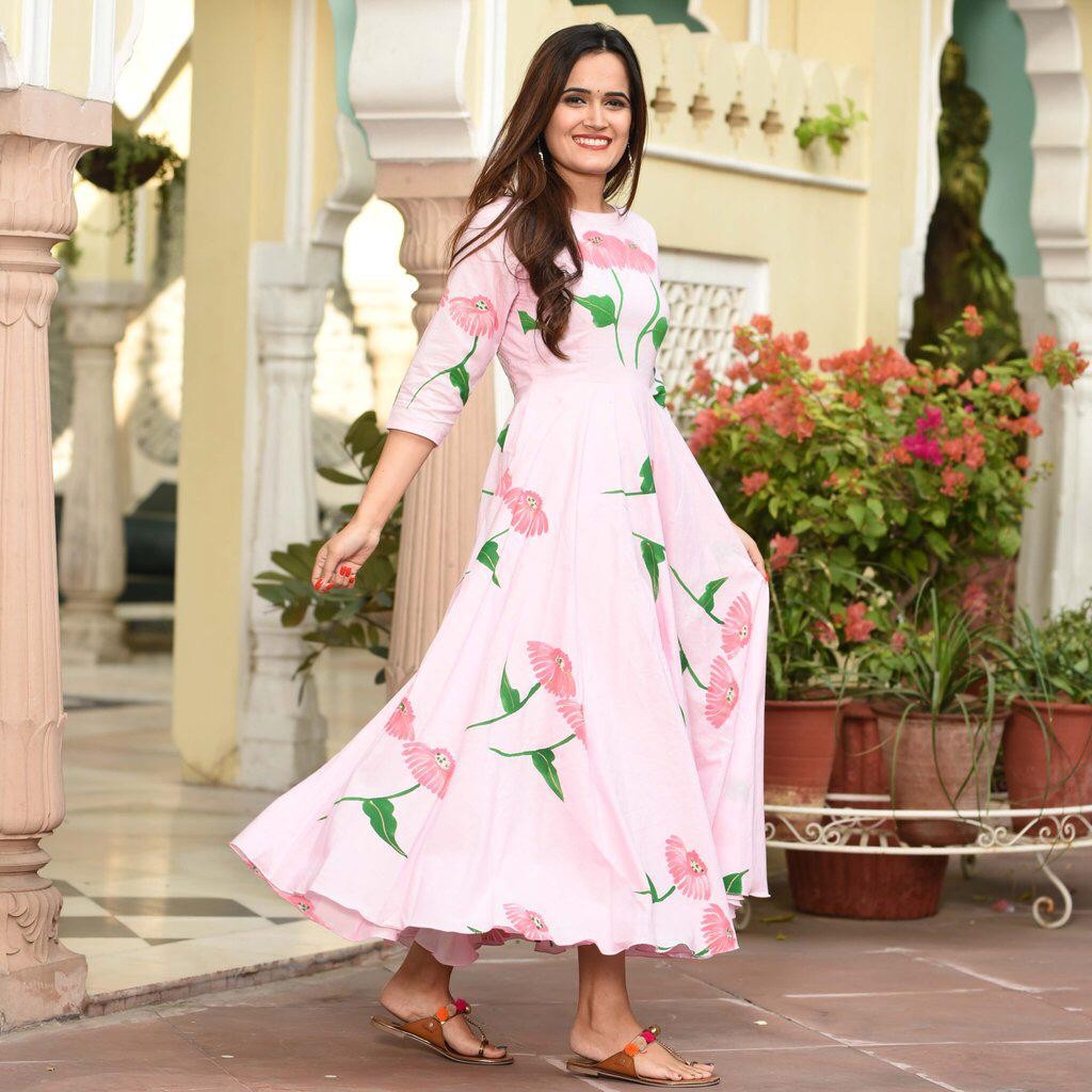 baby pink floral printed long kurti