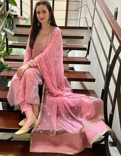 Baby pink georgette embroidery worked salwar suit
