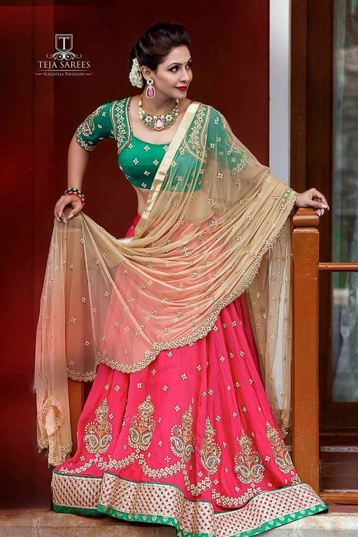 Beautiful embroidered Pink Wedding lehenga
