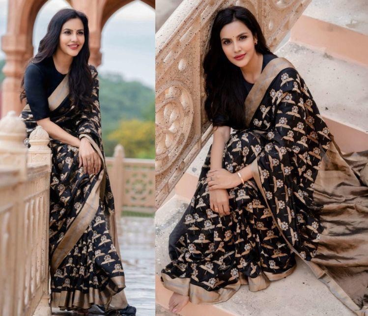 Black banarasi silk jacquard saree