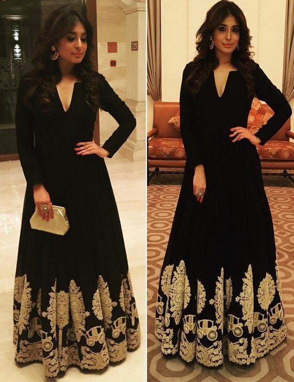 black heavy banglori embroidered partywear bollywood gown