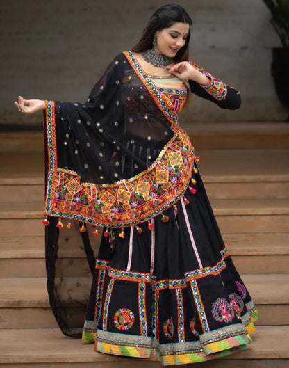 Black print and mirror work gujarati garba navratri ghagra lehenga chaniya choli