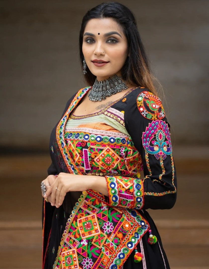 Black print and mirror work gujarati garba navratri ghagra lehenga chaniya choli