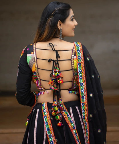 Black print and mirror work gujarati garba navratri ghagra lehenga chaniya choli