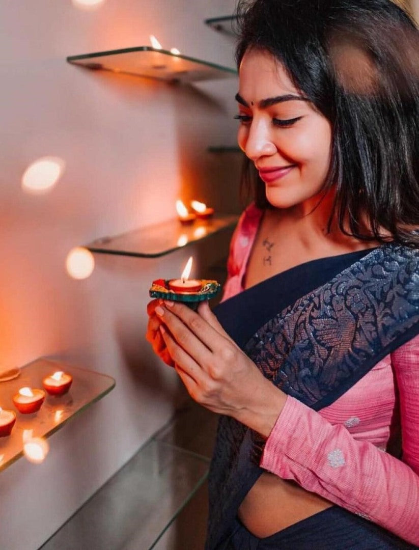 Black soft lichi silk jacquard weaving border work saree