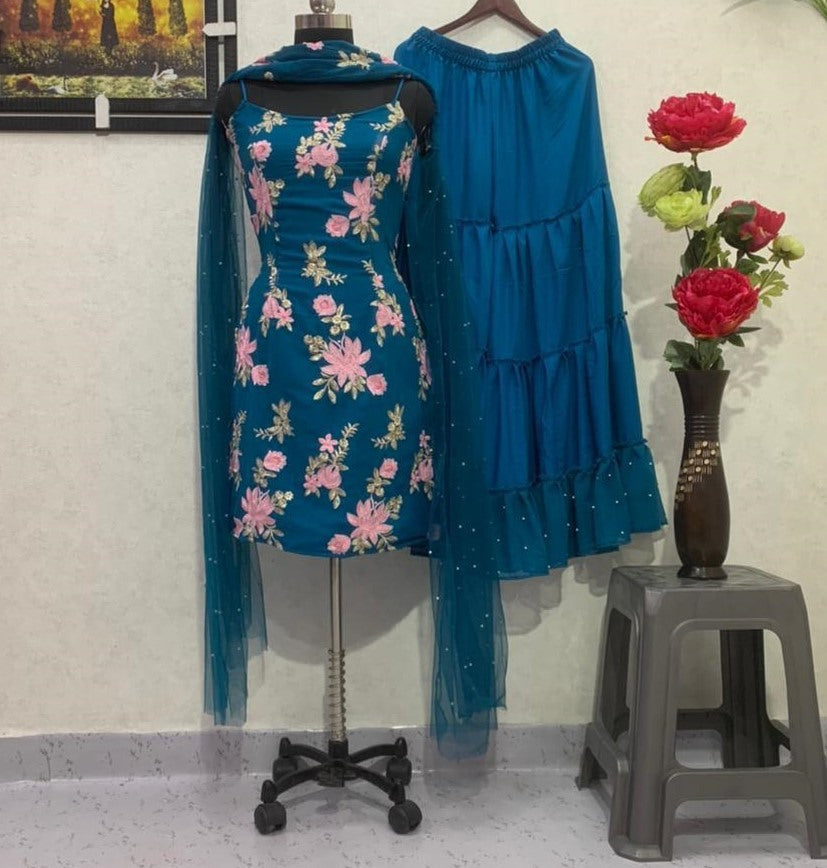 Blue georgette embroidered work kurta with plazzo