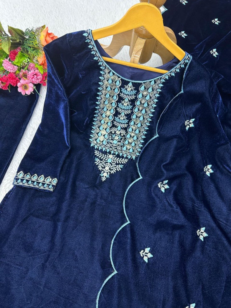 Dark blue velvet palazzo suit