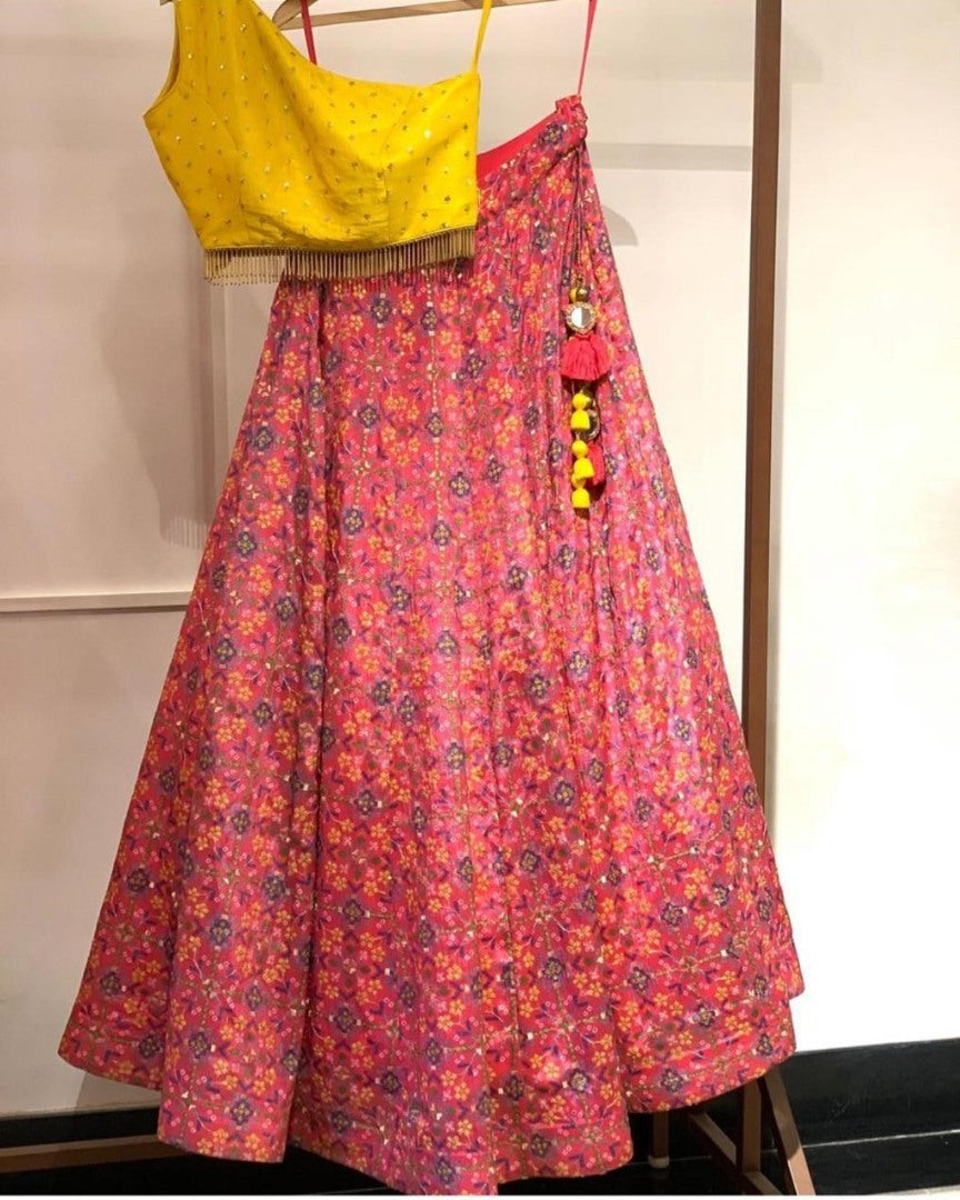 Dark pink banglory plain and diamond work lehenga choli