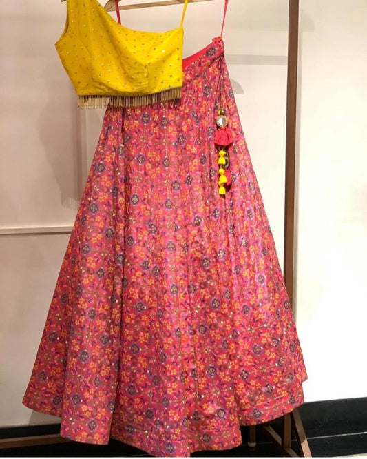 Dark pink banglory plain and diamond work lehenga choli