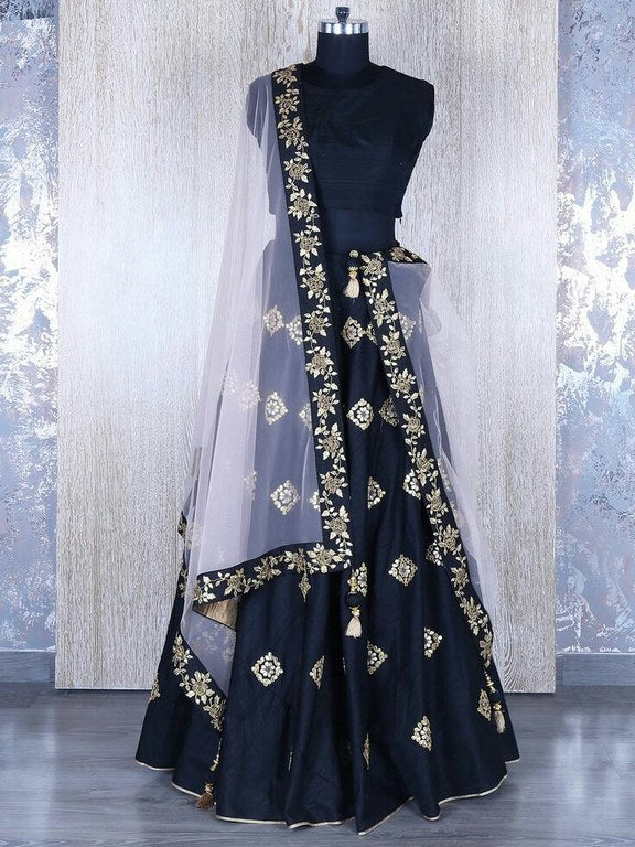 Designer embroidered wedding lehenga