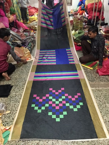 Fabulous Multicolor Printed Ceremonial Saree