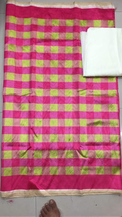 Gorgeous Pink Printed Party wear Saree