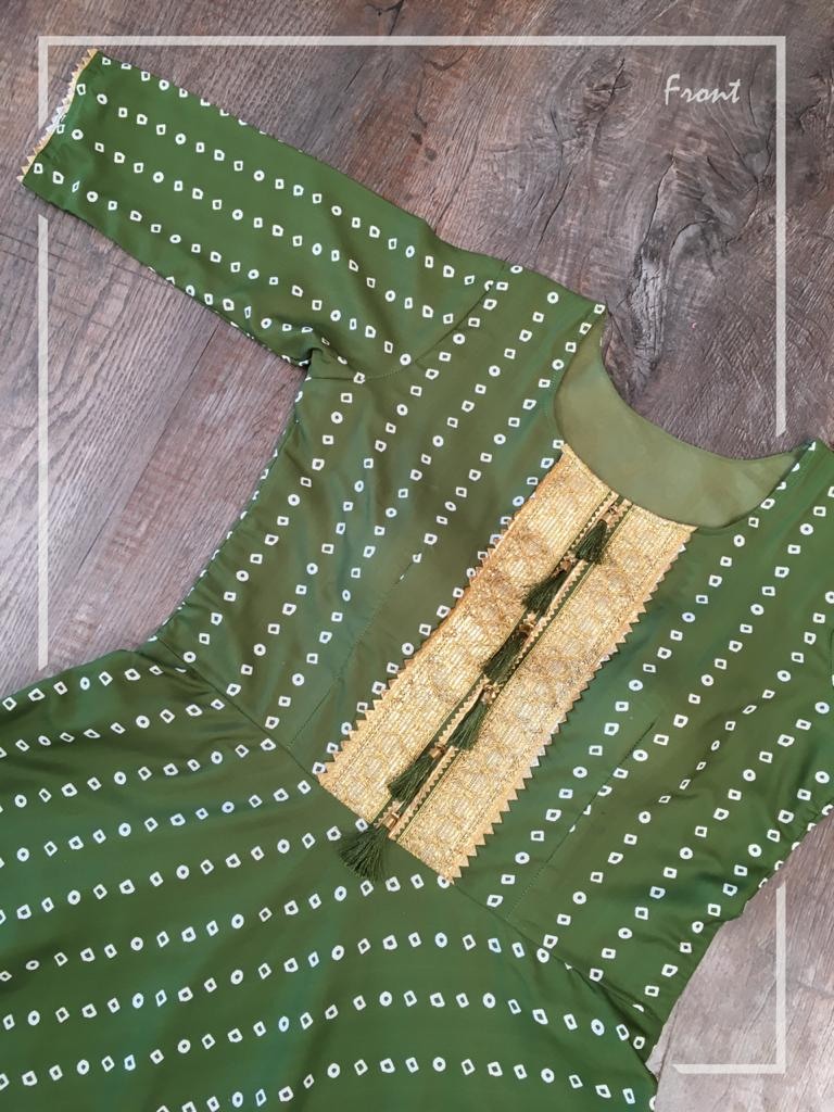 Green heavy maslin digital printed gown