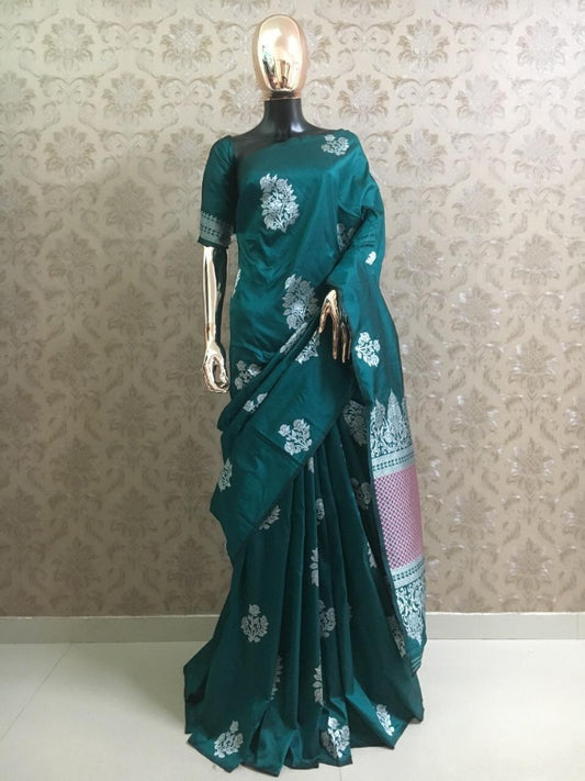 Green heavy weaving pallu silk saree
