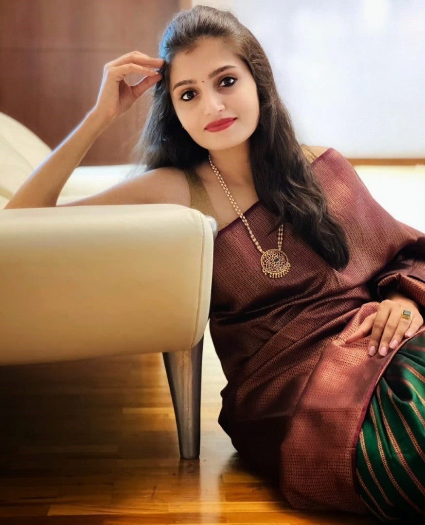 Green kanchipuram silk jacquard weaving work wedding saree