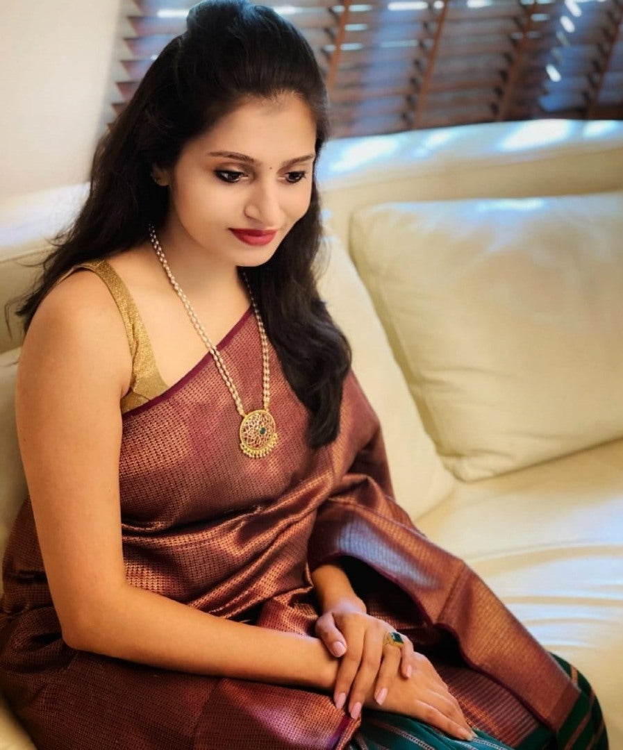 Green kanchipuram silk jacquard weaving work wedding saree