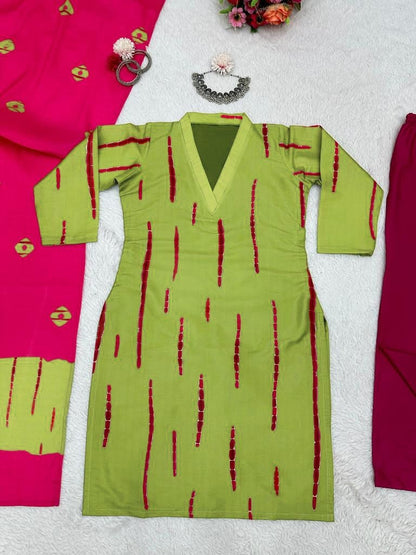 Green tapeta silk printed pant salwar suit