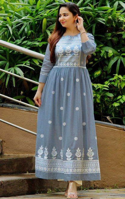 Grey cotton thread embroidered lucknowi kurti