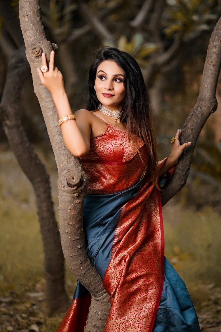 Grey soft lichi silk jacquard weaving work saree