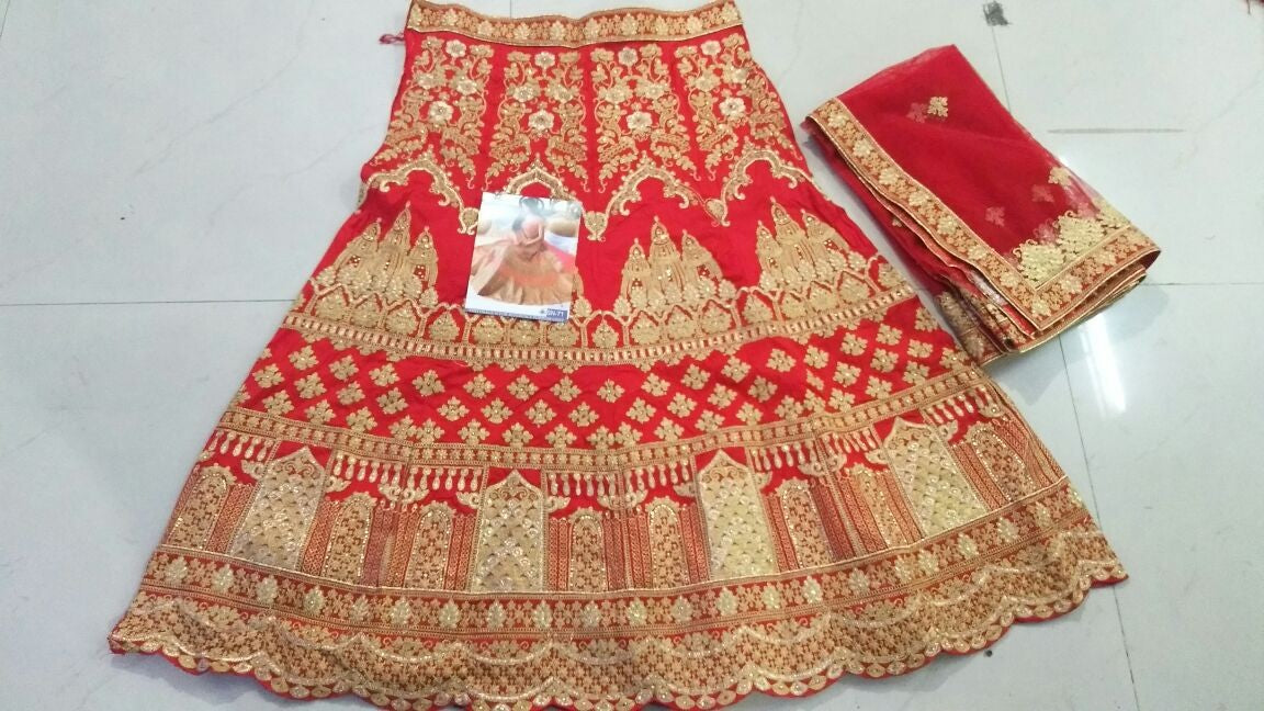 heavy embroidered red bridal wedding lehenga