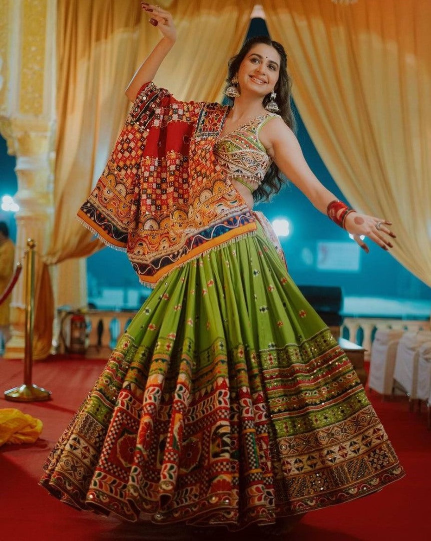 Kinjal dave green gujarati garba navratri lehenga chaniya choli