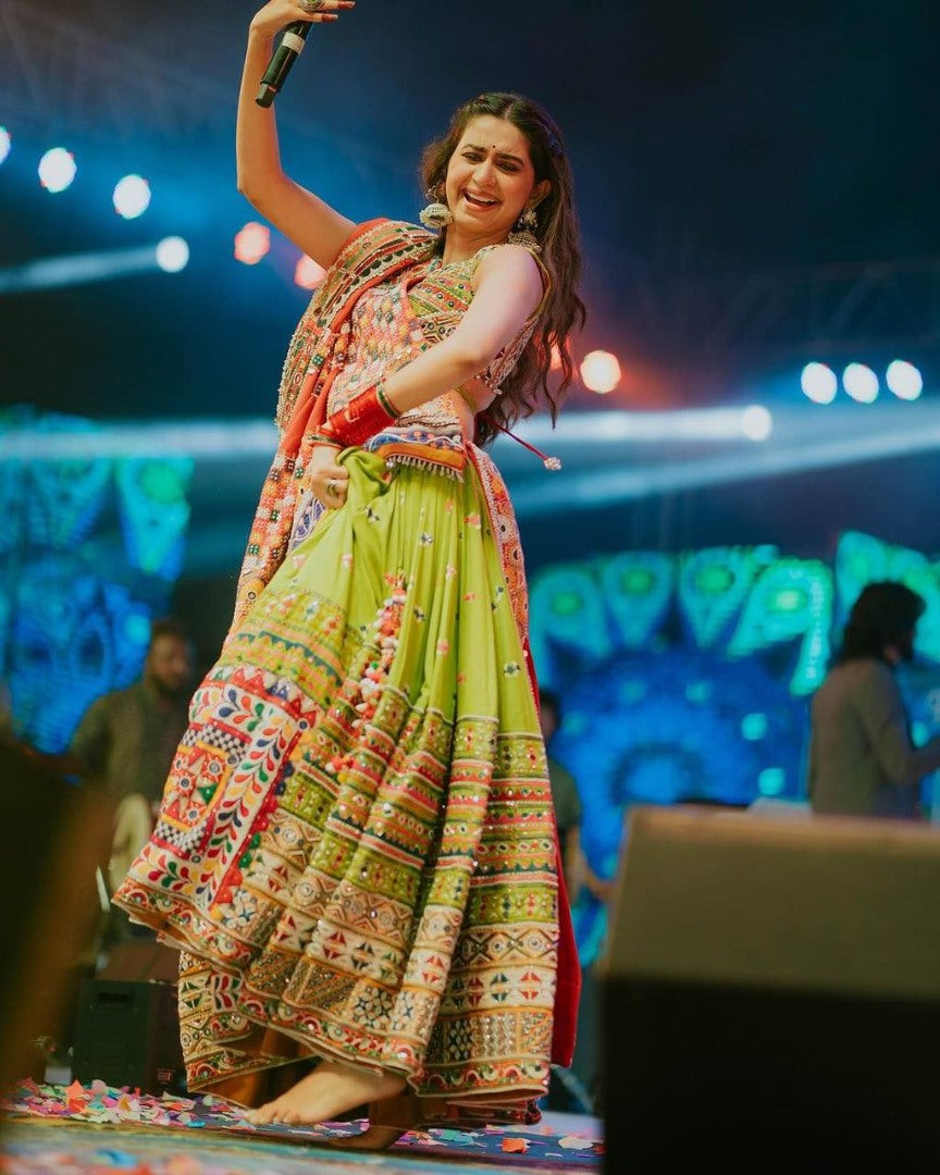 Kinjal dave green gujarati garba navratri lehenga chaniya choli