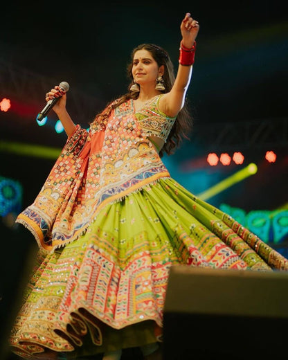 Kinjal dave green gujarati garba navratri lehenga chaniya choli