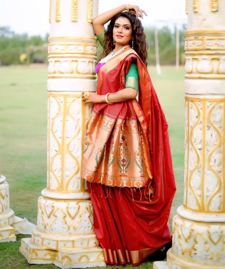 Maroon two ton silk zari jacquard weaving work saree
