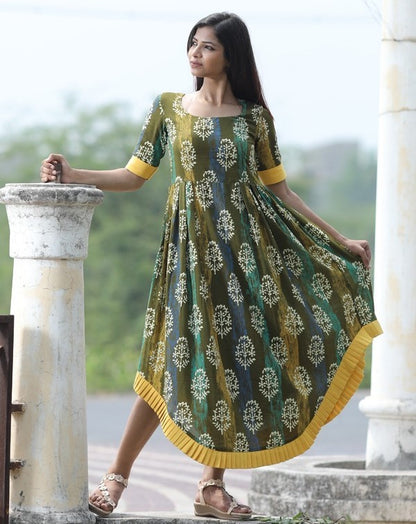 Mehandi green cotton printed kurti