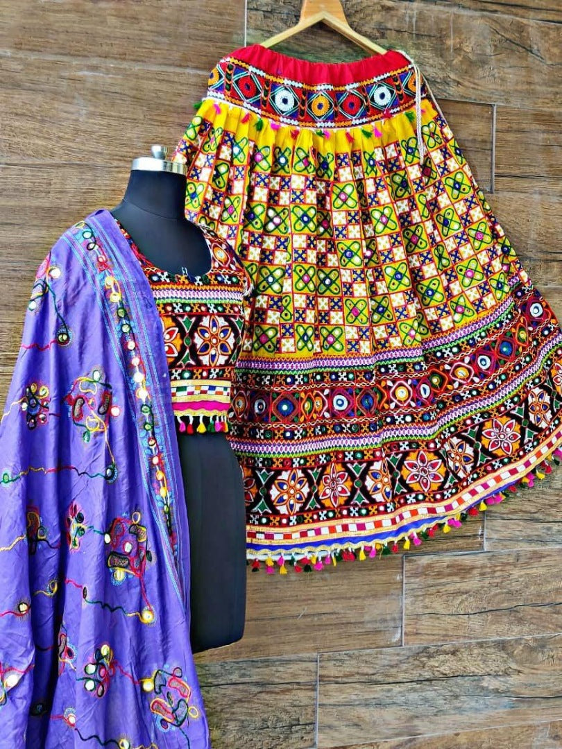Navratri special heavy kachhi work yellow chaniya choli for garba