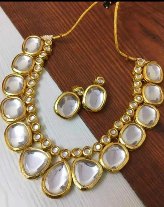 Oxidised Gold Kundan Work Jewelry set