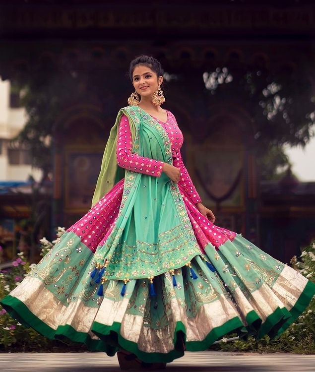 Pink butter silk print and real mirror worked lehenga choli for function