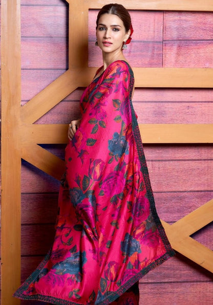 Pink georgette flower print with embroidered border saree